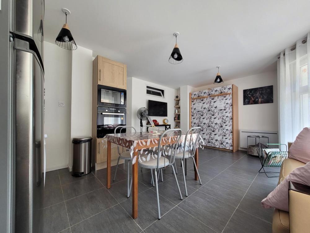 Salbris- Parking Gratuit Appartement