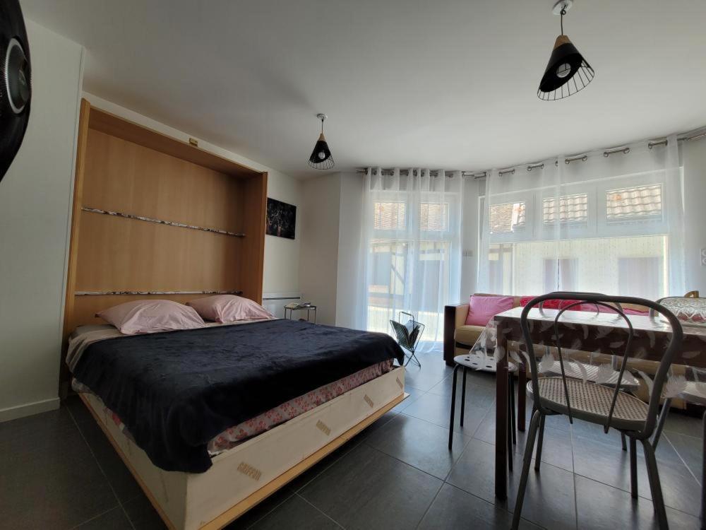 Apartment Salbris- Parking Gratuit *
