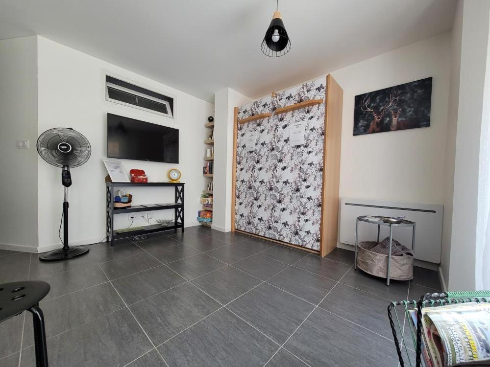 Salbris- Parking Gratuit Appartement *